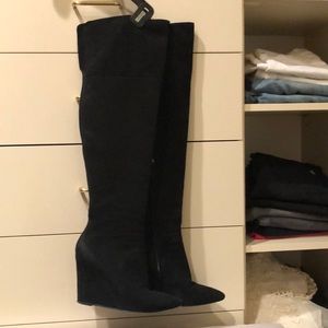 POUR LA VICTOIRE SUEDE THIGH HIGH BOOT SIZE 6 1/2
